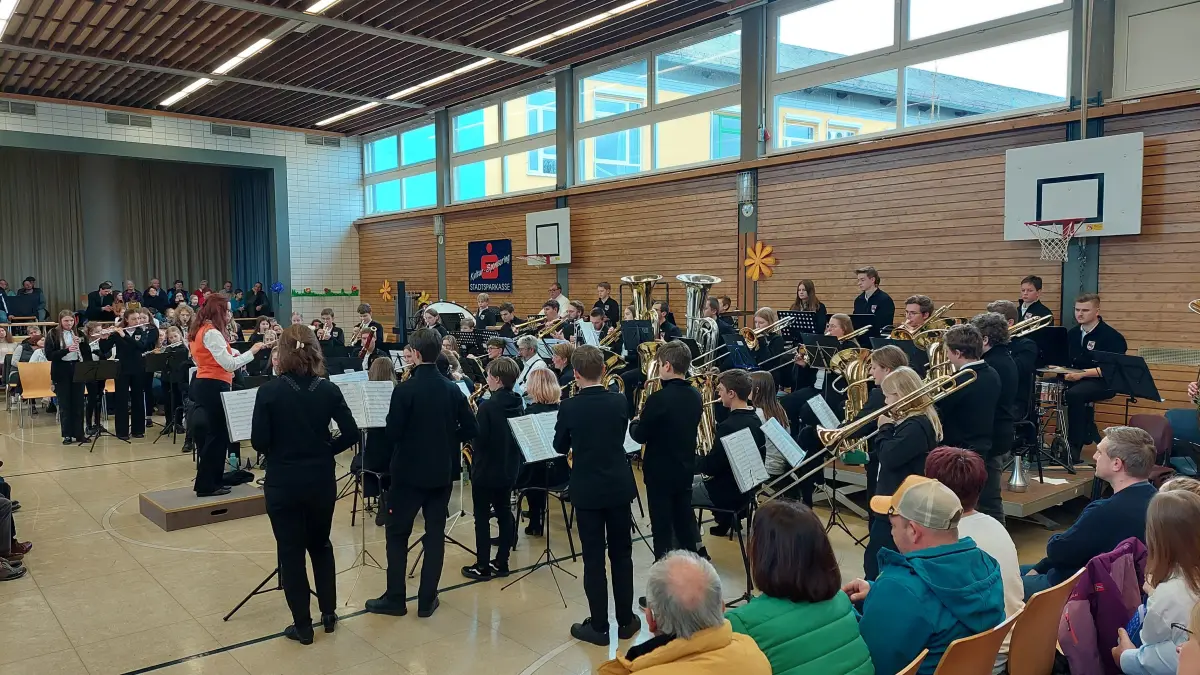 Frühjahrskonzert 2024 der Kolpingkapelle Mering in der Mehrzweckhalle